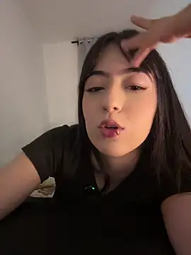Chat +18 de Hinata_3 ao vivo
