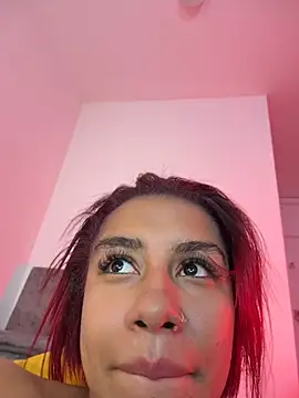 FerAlvax Adlı Modelin Canlı XXX Sohbeti