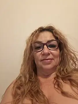 gisela27's Live XXX Chat