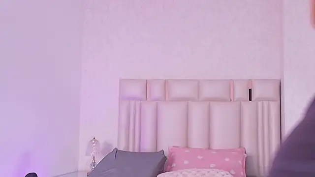 Chat +18 de _carolina_fox ao vivo