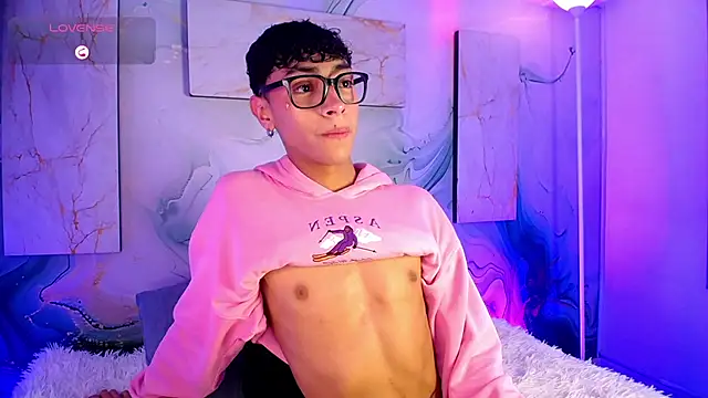 Chat XXX en directo de Owen_JP