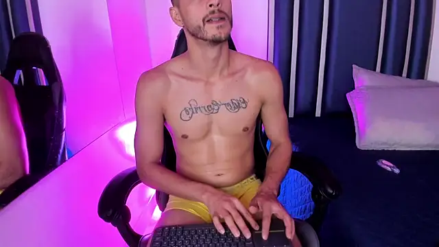 Damiam_23 Chat XXX live