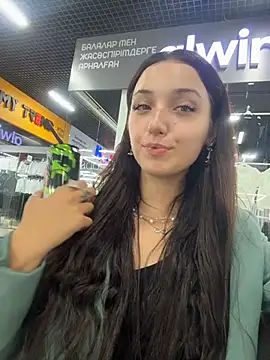 DollyTall's Live XXX Chat