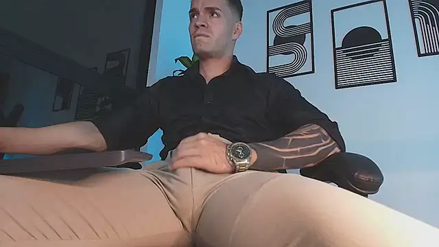 Czat XXX na żywo – ALPHA_DOMINUS_