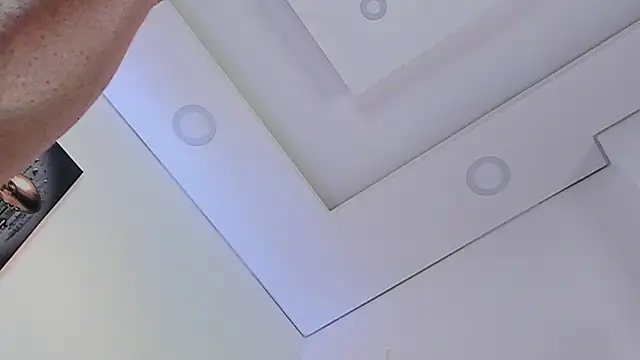 Angelo_Varek élő XXX-chatje