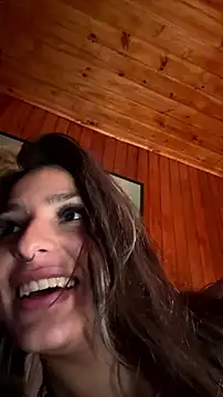 Chat +18 de AliceStone19 ao vivo