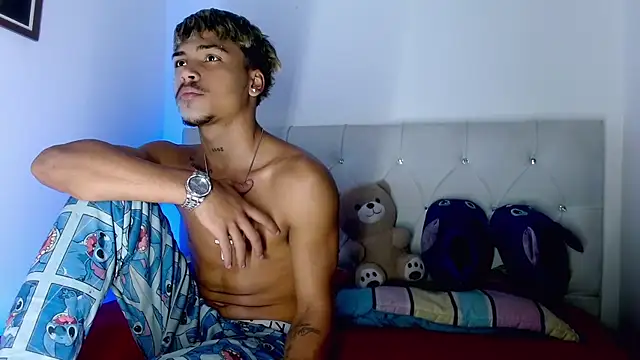 Онлайн чат XXX Angel_foxc13