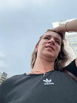 XXX chat uživo modela EvvaMur