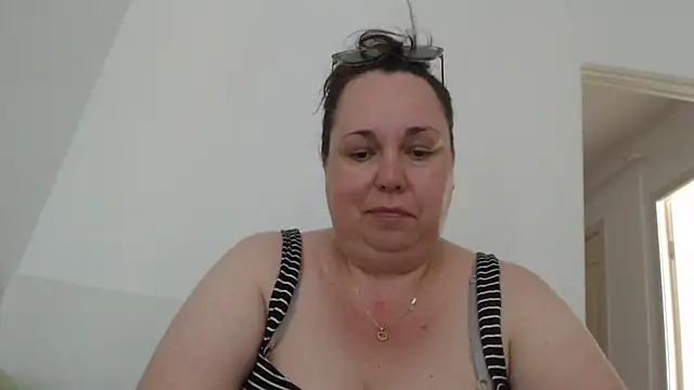 WendyRhoades' Live XXX Chat