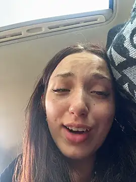 DollyTall XXX чат на живо