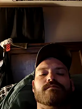 Nester8181's Live XXX Chat
