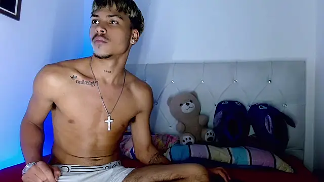 Angel_foxc13 现场XXX聊天