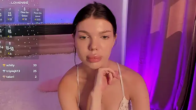 _MiaLunne – live chatrum
