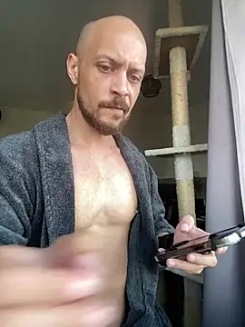 Chatroom XXX en direct de MattMiller28
