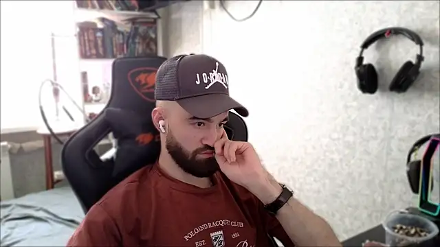 Онлайн чат XXX _Serious_Man
