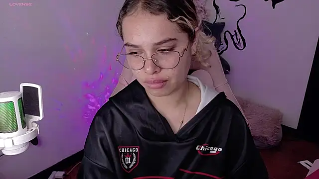 Haelycute Live XXX-chat