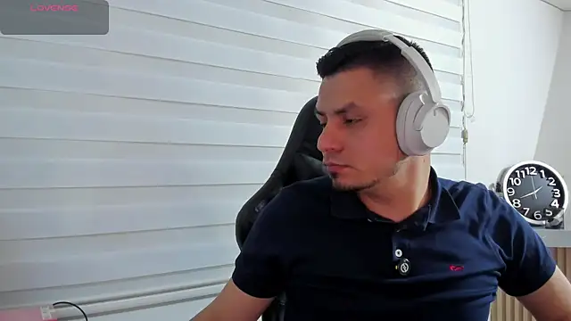 Rick_Adams – Naživo XXX chat