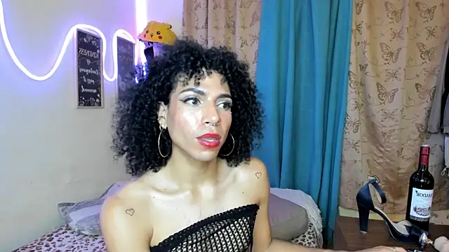 Angel_White25: απευθείας συνομιλία ΧΧΧ