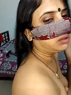 Chat +18 de Darty_cpl ao vivo