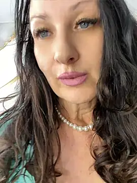 AnnaGrei's Live XXX Chat