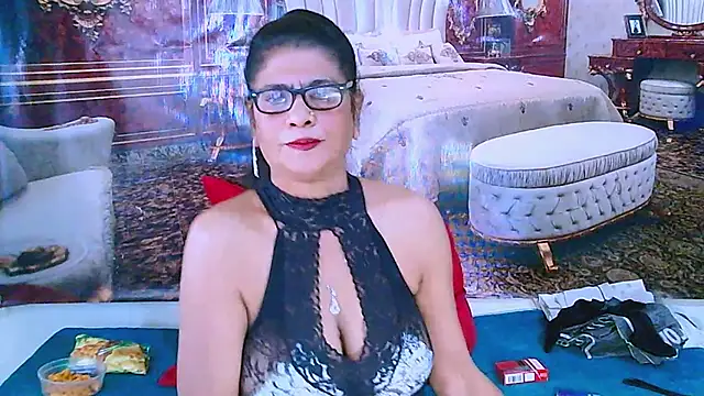 IndianAllure: απευθείας συνομιλία ΧΧΧ