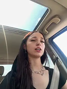 XXX chat uživo modela DollyTall