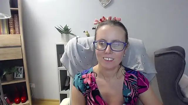 sweetxLizzy Adlı Modelin Canlı XXX Sohbeti
