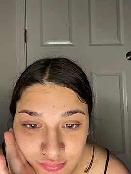 XXX chat uživo modela treasurebabii
