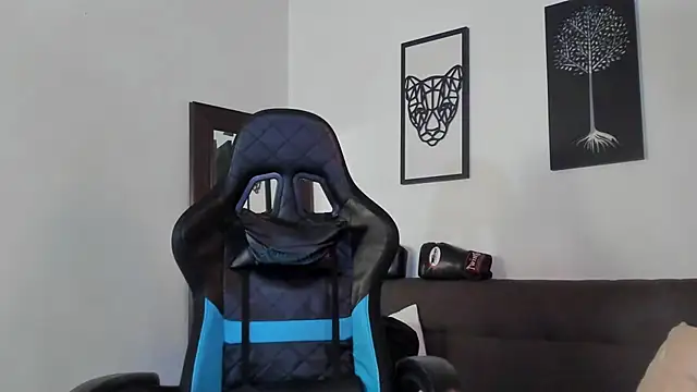 Chat +18 de Justin_kingX7 ao vivo