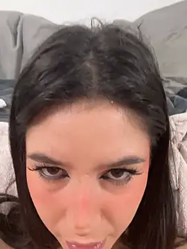 FeralKitten420's Live XXX Chat