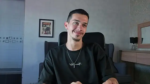 XXX chat uživo modela KaydenDrew