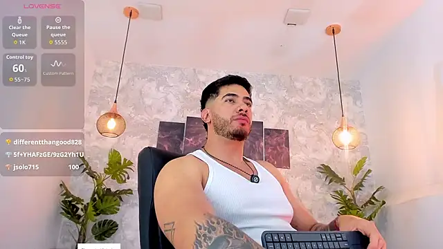 Chatroom XXX en direct de Nate_franco