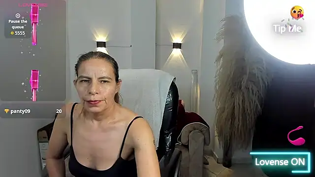 Milf_karlye Obrolan Langsung XXX