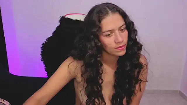 צ'אט XXX בשידור חי של daniela_rivasthl