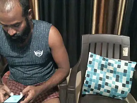 indian2 Adlı Modelin Canlı XXX Sohbeti