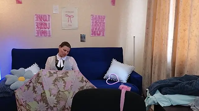 Mirabelle_Velvet – Live XXX-chat
