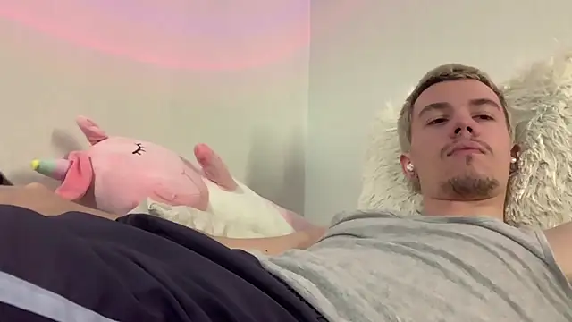 צ'אט XXX בשידור חי של Jeremy1Scott