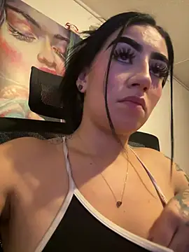 XXX chat uživo modela SCARLETT_INK_