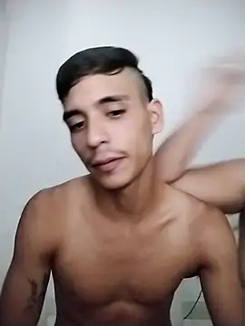 sol_miluna2 Adlı Modelin Canlı XXX Sohbeti