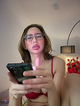 Ivysnow Chat XXX in diretta