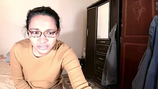 indiansweetflava's Live XXX Chat
