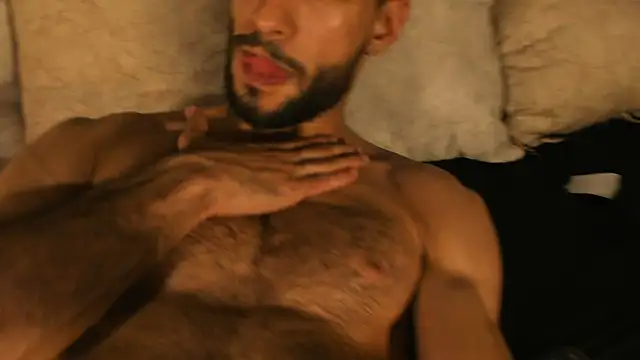 Jacob_Benelli Adlı Modelin Canlı XXX Sohbeti