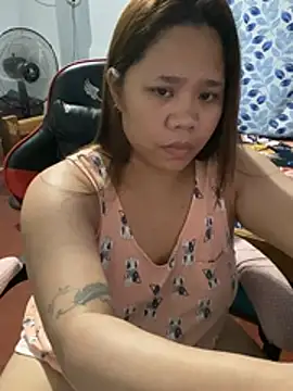 Czat XXX na żywo – -CLARAMommy-