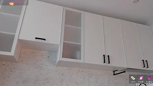 violezza Adlı Modelin Canlı Sohbet Odası