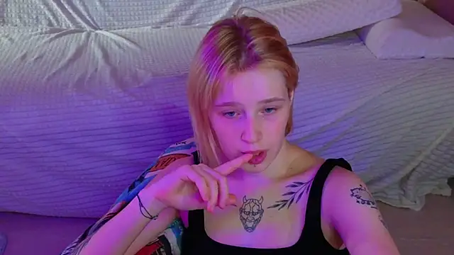 Онлайн чат XXX two_gerls_here