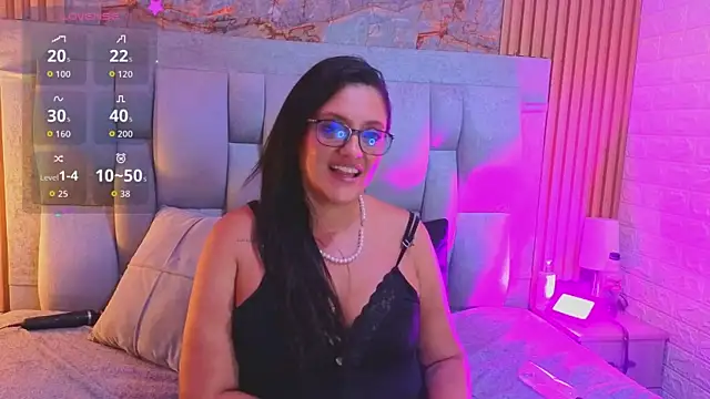 AndreinaLopezz: онлайн-секс-чат