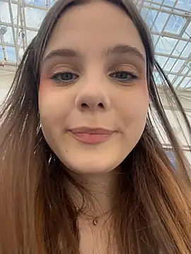 Živý XXX chat Lunabelle_