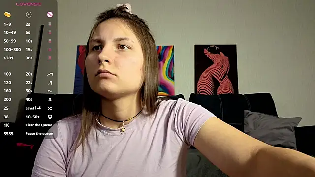TrixiBell Adlı Modelin Canlı XXX Sohbeti