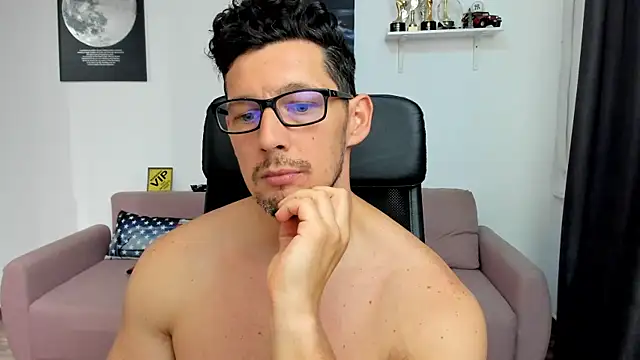 BrutusK08 Chat XXX in diretta