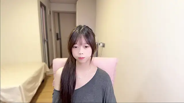 xiaobaozi-520 XXX чат на живо
